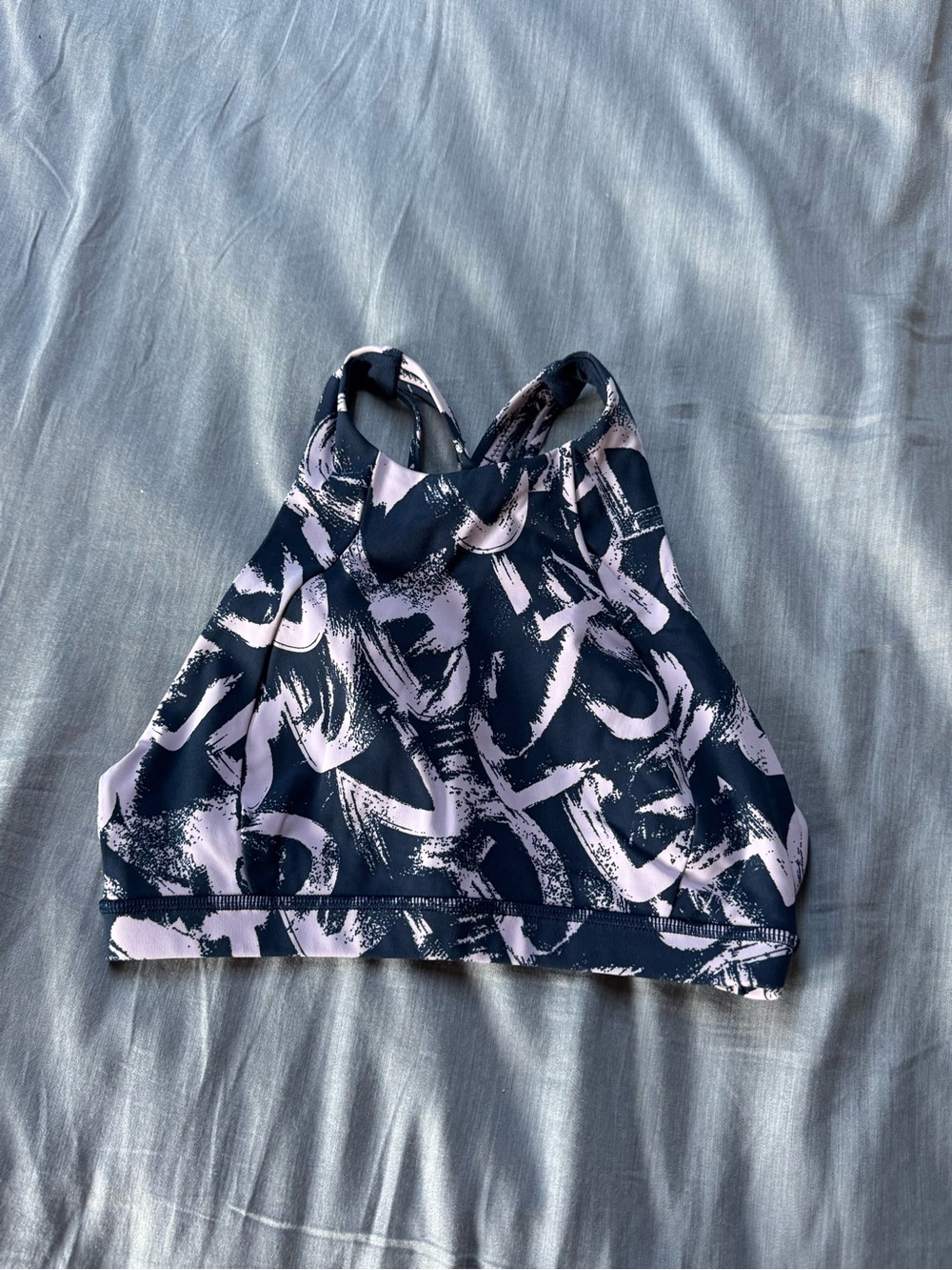 Lululemon Free to Be Serene Bra High Neck